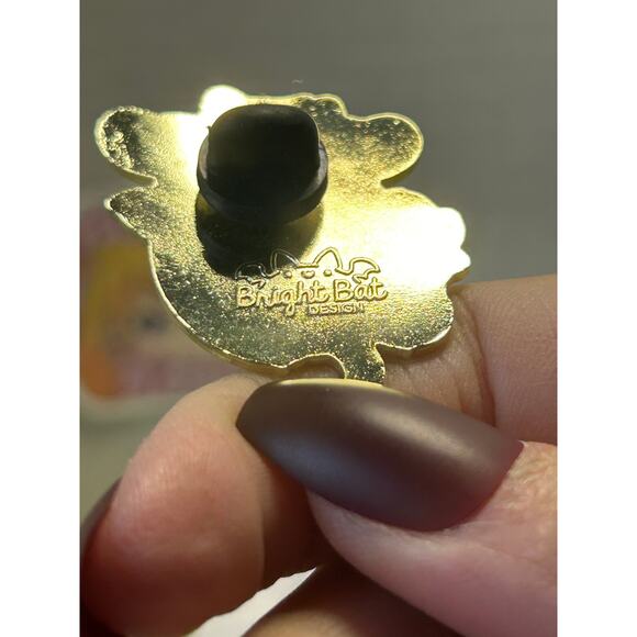 Bright Bat Enamel Pin Lemon Cow - Picture 6 of 9